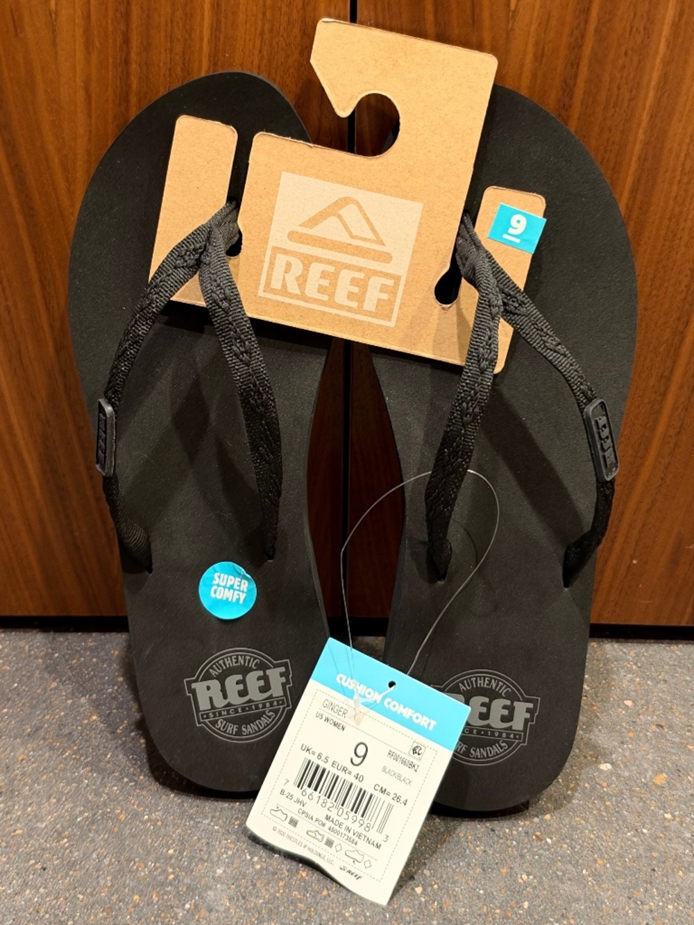 REEF Women's Ginger Beach Flip Flops - Black, Size 9